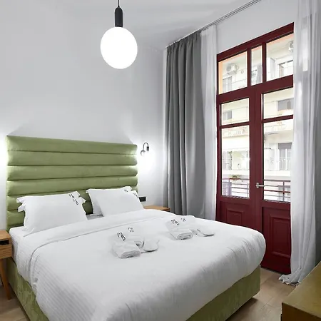 The Maroon Bottle Luxury Апарт-отель Салоники