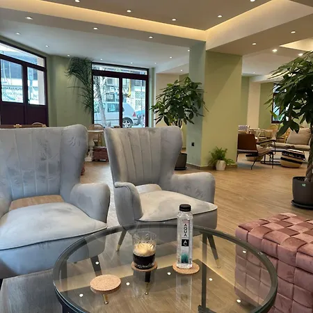 The Maroon Bottle Luxury Апарт-отель 4*